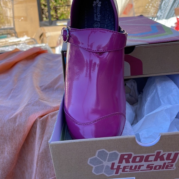 Pink Clogs great fir standing all day non slip - Picture 3 of 3